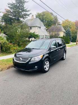 2011 Volkswagen Routan 78k Miles - cars & trucks - by owner -... for sale in Scarsdale, NY