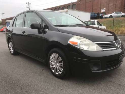 2008 Nissan Versa / great on gas ⛽️ 😀 for sale in Lawrence, MA