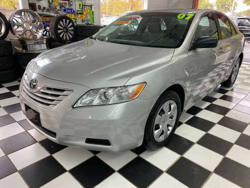 2007 Toyota Camry CE - cars & trucks - by dealer - vehicle... for sale in Urbana Illinois 61802, IL