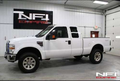 2010 Ford F350 Super Duty Super Cab XLT Pickup 4D 6 3/4 ft for sale in North East, PA
