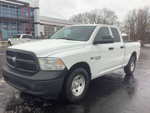 Clean Carfax! 2014 Ram 1500 ST! 4x4! 1 Owner! - cars & trucks - by... for sale in Ortonville, MI