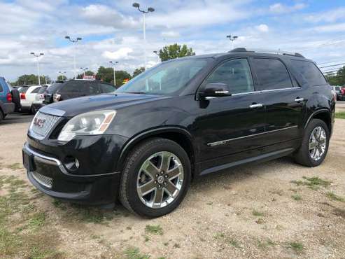 Fully Loaded! 2011 GMC Acadia Denali! Clean Carfax! for sale in Ortonville, MI
