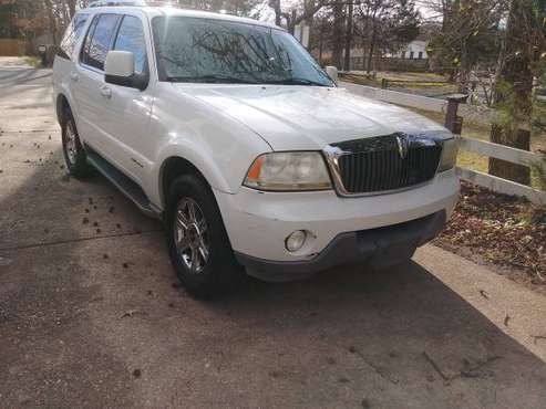 2004 Lincoln Aviator $2500 , 4x4 , DVD - cars & trucks - by dealer -... for sale in Fort Washington, District Of Columbia