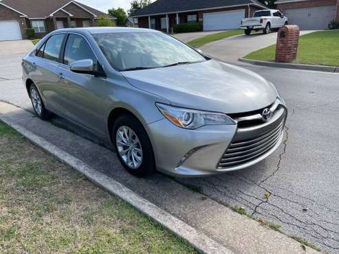 2017 Toyota Camry 1 Owner for sale in Ardmore, TX