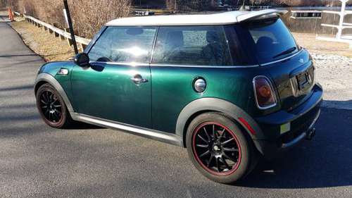 2007 Mini Cooper S Hatchback - cars & trucks - by owner - vehicle... for sale in Highland Lakes, NJ