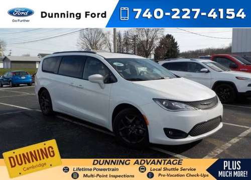 2018 Chrysler Pacifica FWD 4D Passenger Van / Minivan/Van Touring L... for sale in Cambridge, OH