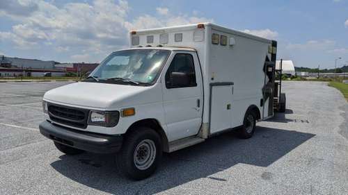 1998 Ford E-350 Retired Ambulance 7.3 Powerstroke Diesel - cars &... for sale in Elizabethtown, PA