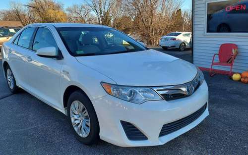 2014 TOYOTA CAMRY HYBRID LE ◦◦No Dealer Fee◦◦ - cars & trucks - by... for sale in Stoughton, WI