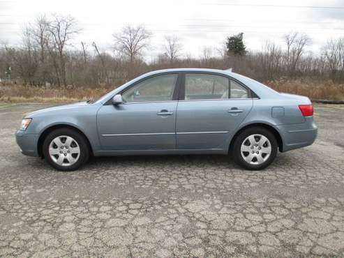 2009 Hyundai Sonata GLS - cars & trucks - by dealer - vehicle... for sale in Youngstown, OH