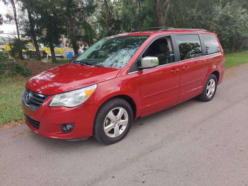 2009 Volkswagen Routan - cars & trucks - by owner - vehicle... for sale in Hudson, FL