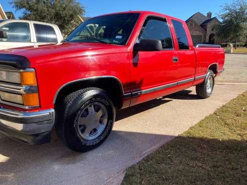 1998 Chevy Silverado 1500 extended cab short bed 71,000 original... for sale in Abilene, TX
