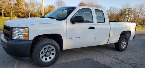 12 CHEVY SILVERADO EXT CAB- AUTO, COLD AC, RUNS EXCELLENT, GREAT... for sale in Miamisburg, OH