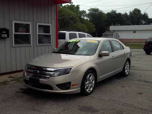 2010 Ford Fusion SE FWD - cars & trucks - by dealer - vehicle... for sale in Mansfield, OH