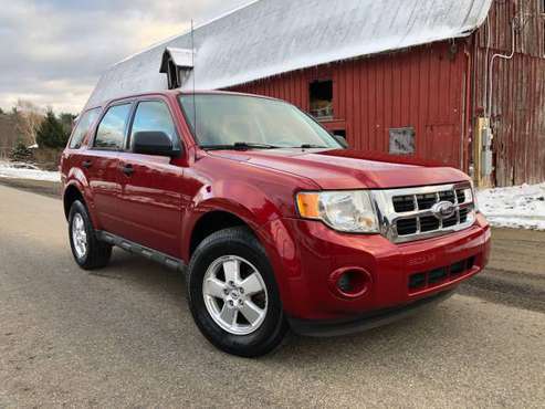 2009 FORD ESCAPE XLT 4WD - cars & trucks - by dealer - vehicle... for sale in Jamestown, NY