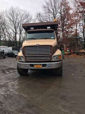 1998 Ford L9000 Tri Axle - cars & trucks - by owner - vehicle... for sale in Pearl River, NY