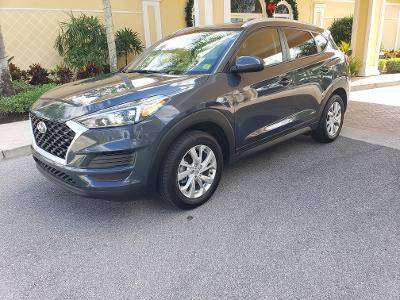 2019 Hyundai Tucson Value pkg , Excellent, warranty for sale in Naples, FL
