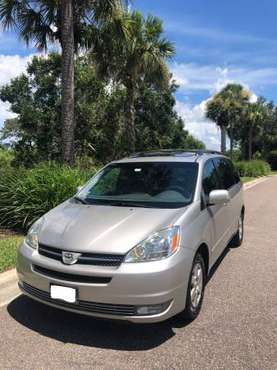Toyota Sienna XLE - cars & trucks - by owner - vehicle automotive sale for sale in Sarasota, FL