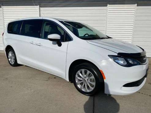 2017 CHRYSLER PACIFICA TOURING - cars & trucks - by dealer - vehicle... for sale in Bloomer, WI