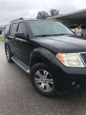 2010 Nissan pathfinder - cars & trucks - by owner - vehicle... for sale in Lakeland, FL