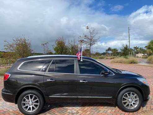 2013 Buick Enclave Leather 3RD Row SUV 1-OWNER Roof Rack Tow Package... for sale in Okeechobee, FL