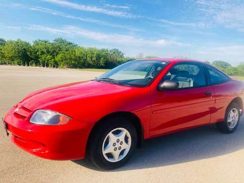 2003 Chevy Cavalier 2DR 28Kmiles CLEAN CAR/LOW MILES - cars & for sale in San Antonio, TX