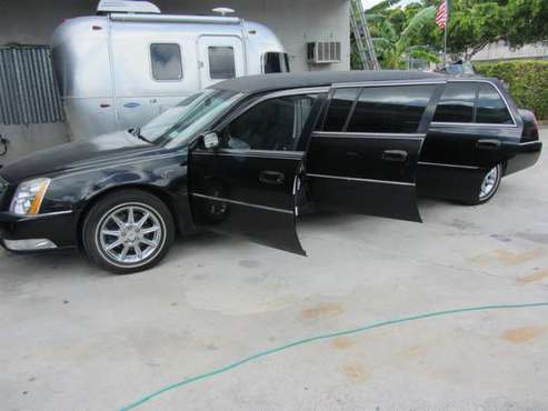 2011 cadilac DTS superior coach Hearse 6 door limo funeral car for sale in Hollywood, SC