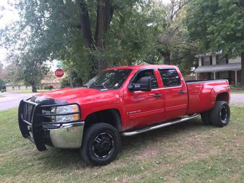 2009 CHEVY SILVERADO 3500HD DIESEL 4X4 DUALLY! LIFTED! ONE OWNER!!!! for sale in Wichita, KS