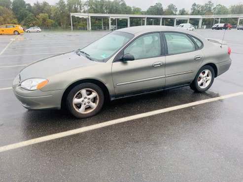 2001 ford taurus ses,all power,leather,low miles,clean & reliable,b/o! for sale in Freehold, NJ