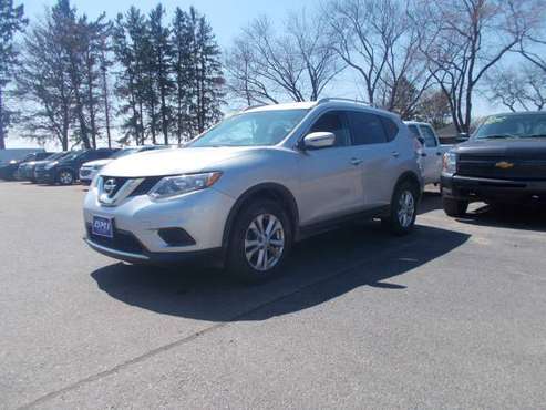 2016 Nissan Rogue S Silver - - by dealer - vehicle for sale in Rosholt, WI