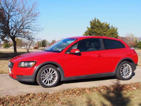 Volvo C30 T5 Turbo - cars & trucks - by owner - vehicle automotive... for sale in Allen, TX