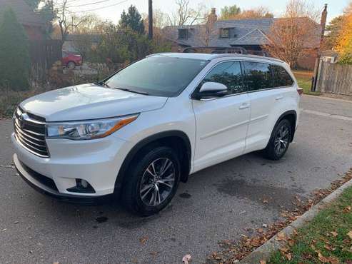 2016 Toyota Highlander XLE - cars & trucks - by owner - vehicle... for sale in Kalamazoo, MI