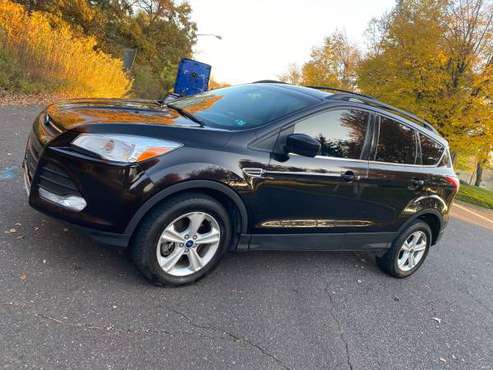 2013 Ford Escape 4WD SE - cars & trucks - by owner - vehicle... for sale in Delanco, NJ