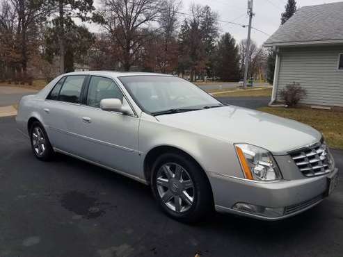 2006 Cadillac DTS - cars & trucks - by owner - vehicle automotive sale for sale in Eau Claire, WI