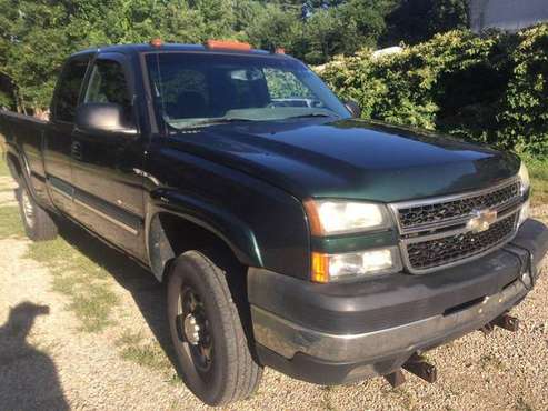 06 Chevy 2500 LT ext cab 4x4 Fisher Minuteman mount runs 100% - cars... for sale in Hanover, MA