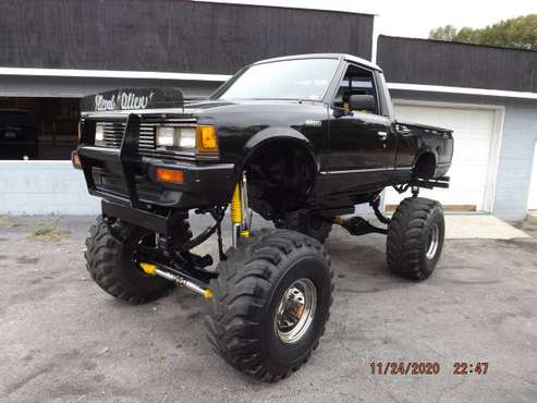1984 NISSAN CUSTOM BUILT SHOW TRUCK ! MUST SEE TRUCK ! 84K MILES ! !... for sale in Experiment, GA