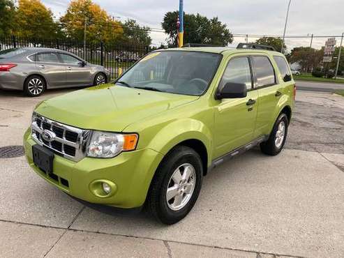 2012 Ford Escape XLT FWD - cars & trucks - by dealer - vehicle... for sale in Taylor, MI