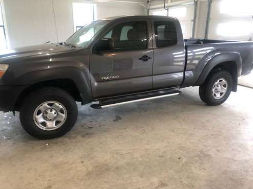 Toyota Tacoma Like NEW for sale in Dearing, MS