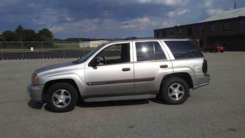 2004 Chevy Trailblazer, 4 WD , New Inspection , Good tires - cars & for sale in Dover, PA