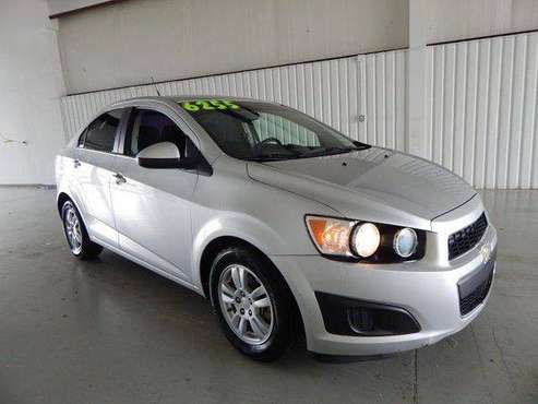 2013 Chevrolet Chevy Sonic LT - Call or Text! Financing Available for sale in Norman, OK