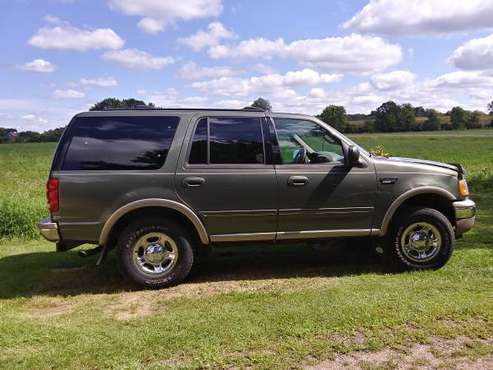 2001 Ford Expedition for sale in Amery, MN