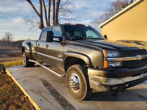Chevy Duramax - cars & trucks - by owner - vehicle automotive sale for sale in Albion, IN