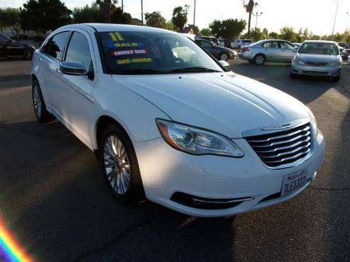 2011 CHRYSLER 200 - - by dealer - vehicle automotive for sale in Modesto, CA