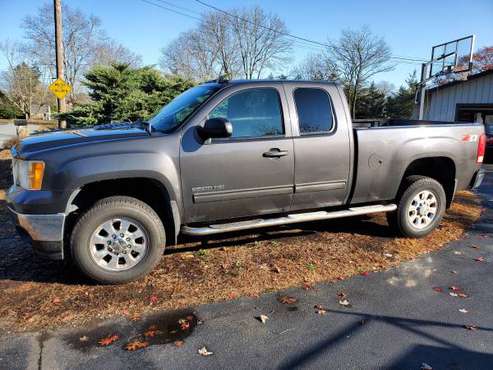 2011 GMC 2500HD - cars & trucks - by owner - vehicle automotive sale for sale in South Kingstown, RI