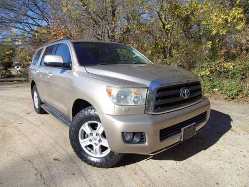 2008 TOYOTA SEQUOIA SR5 4X4 - cars & trucks - by dealer - vehicle... for sale in Plano, TX