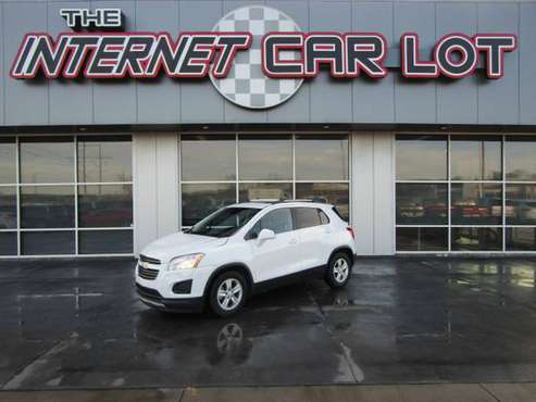 2016 *Chevrolet* *Trax* *FWD 4dr LT* Summit White - cars & trucks -... for sale in Omaha, NE