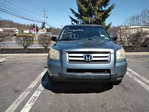 06 honda pilot awd 3rd row, passed nys inspection two weeks ago for sale in Marlboro, NY