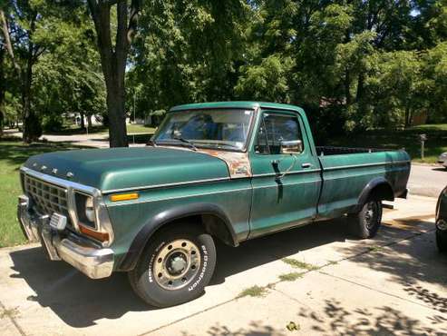 1978 Ford f-150 Custom Full Size Pickup Truck for sale in Indianapolis, IN