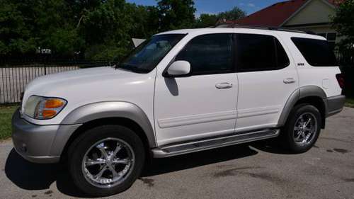 2001 Toyota Sequoia SR5 - cars & trucks - by owner - vehicle... for sale in Des Moines, IA