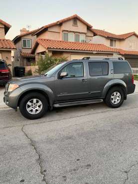 2005 Nissan Pathfinder Off Road Edition - cars & trucks - by owner -... for sale in BLOOMINGTON, CA