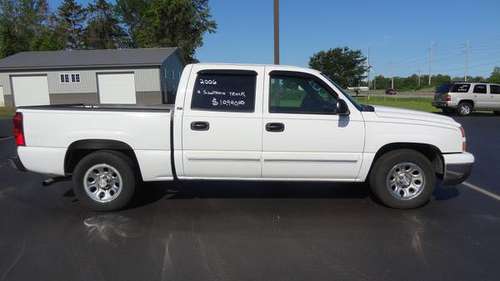 2006 silverado crew southern - cars & trucks - by dealer - vehicle... for sale in Ontario Center, NY